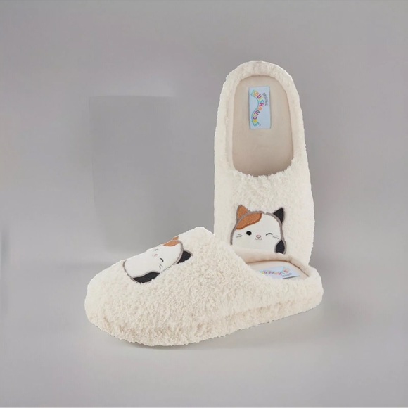 Original Squishmallows Kids Size Youth 11-12 Slippers Ivory Tabby Cat - Picture 2 of 5